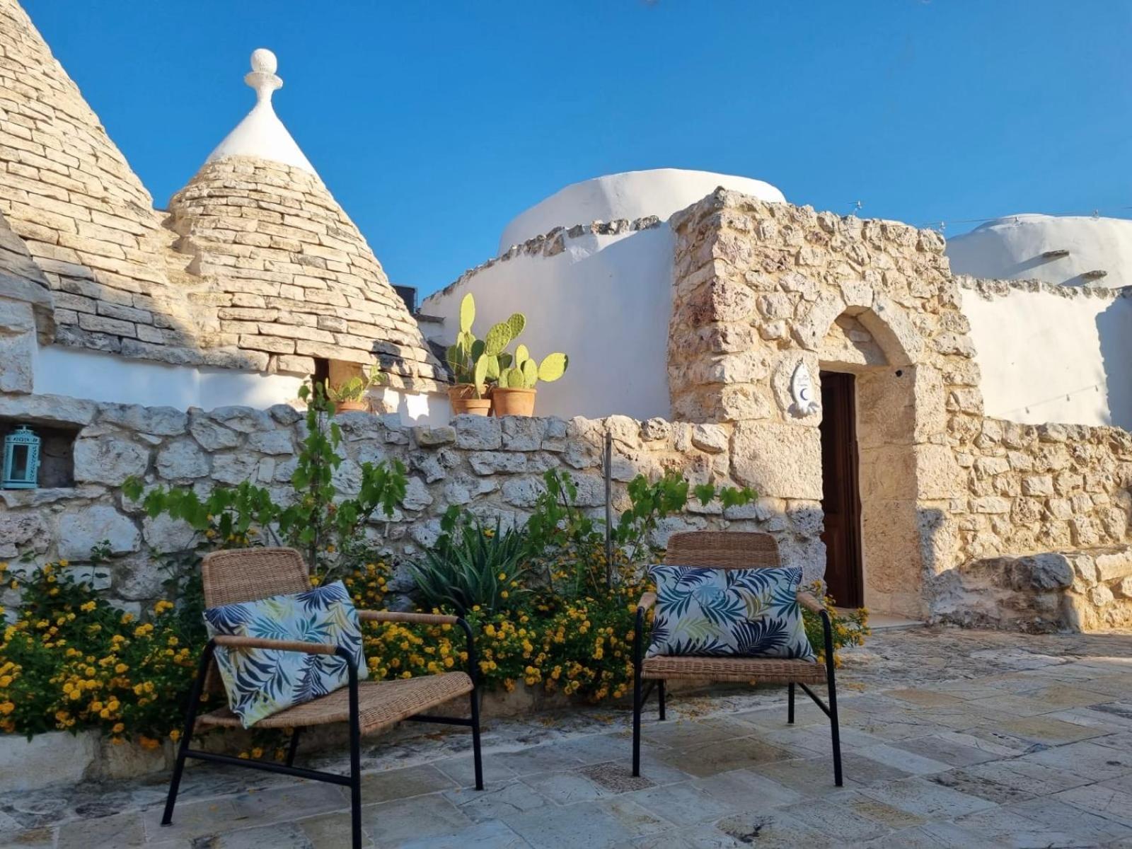 Trulli Di Spinaruta Bed & Breakfast Grottaglie Exterior photo