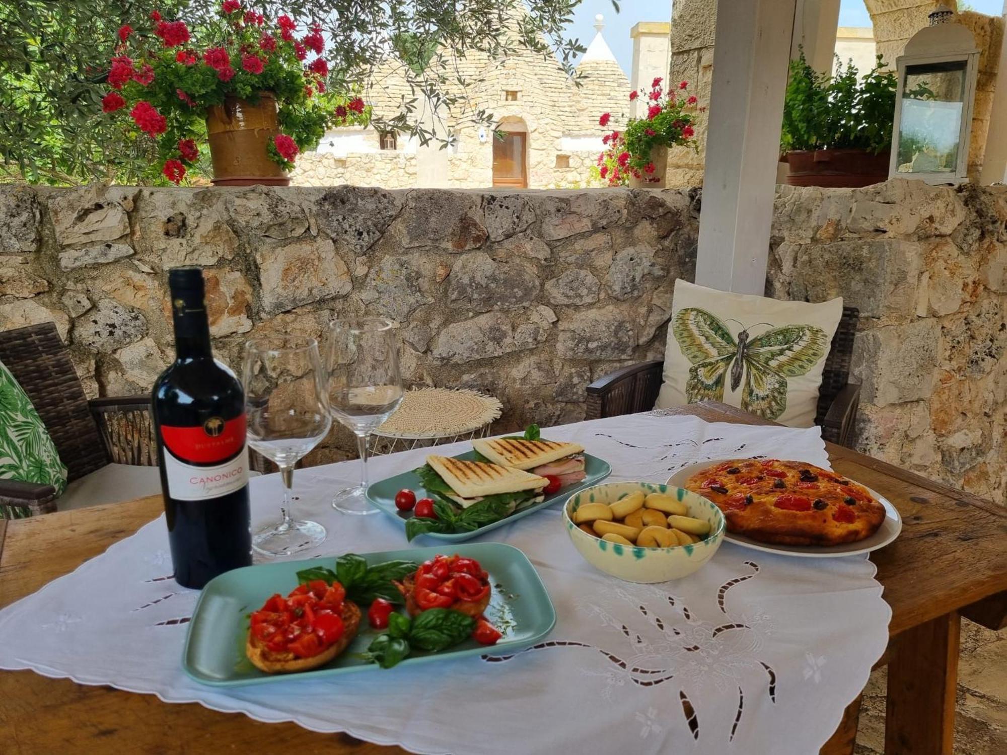 Trulli Di Spinaruta Bed & Breakfast Grottaglie Exterior photo
