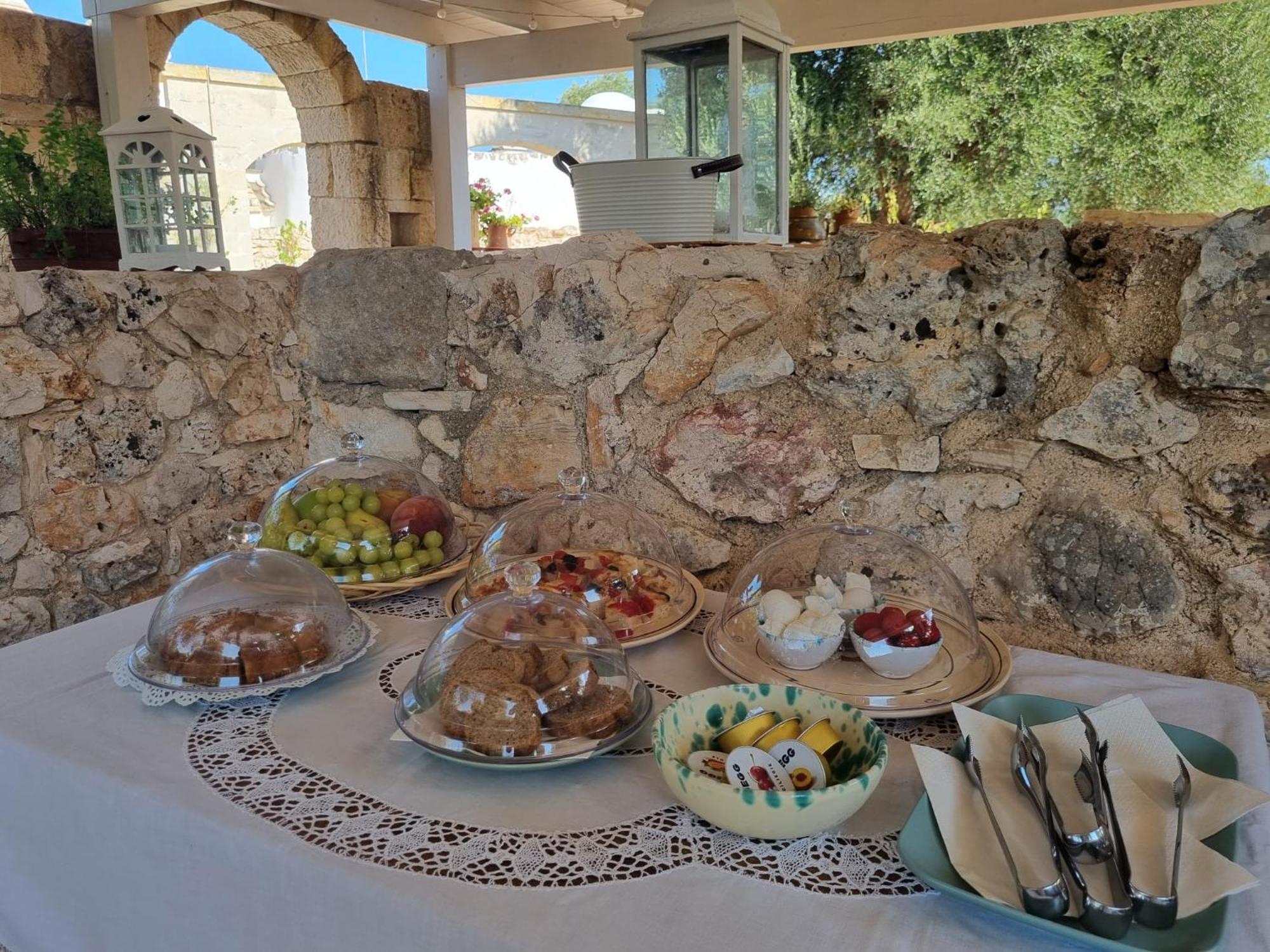 Trulli Di Spinaruta Bed & Breakfast Grottaglie Exterior photo
